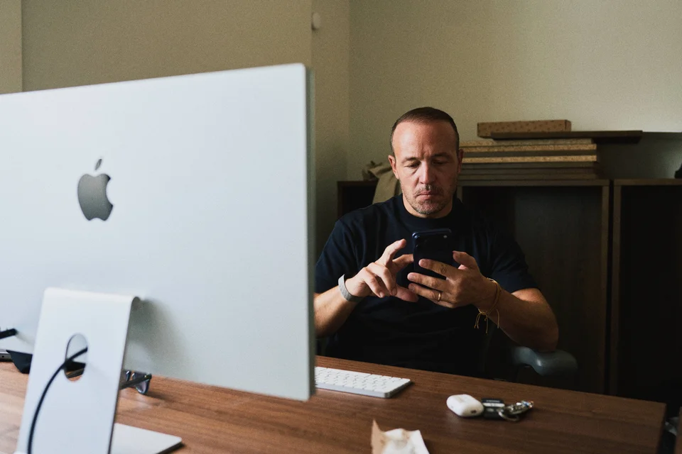 Ken Villum Klausen at Repodo office